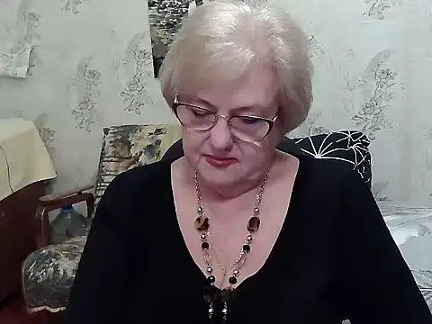 Snapshot of Renata62011 chatting on 05-11-26, 03:51 Renata62011 online show from 05-11-26, 03:51