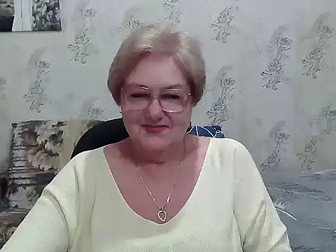 Renata62011 online show from 10-27-25, 11:22