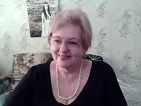 Renata62011 online show from 04-14-26, 12:21