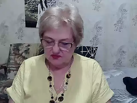 Snapshot of Renata62011 chatting on 05-24-26, 05:35 Renata62011 online show from 05-24-26, 05:35