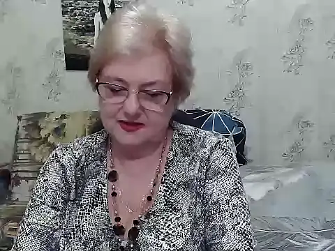 Snapshot of Renata62011 chatting on 05-28-26, 06:43 Renata62011 online show from 05-28-26, 06:43