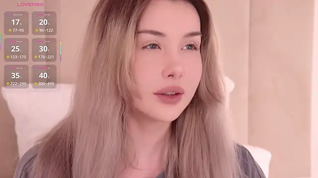 Snapshot of Nesolla chatting on 04-06-26, 08:15 Nesolla online show from 04-06-26, 08:15