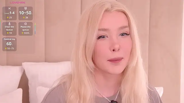 Snapshot of Nesolla chatting on 04-20-26, 12:08 Nesolla online show from 04-20-26, 12:08