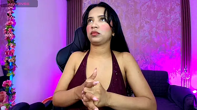 SophiaWalker 1 online show from 10-19-25, 12:08
