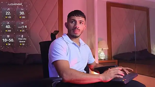 ArturoCardona  online show from 02-14-26, 01:44