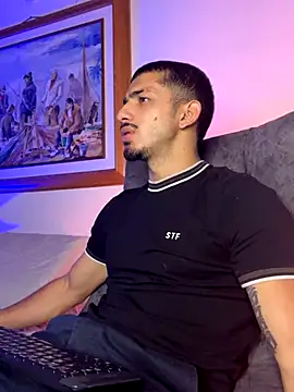 ArturoCardona  online show from 11-15-25, 11:36