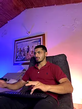 ArturoCardona  online show from 11-12-25, 01:15