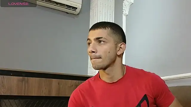 Snapshot of ArturoCardona_ chatting on 10-13-25, 11:34 ArturoCardona online show from 10-13-25, 11:34
