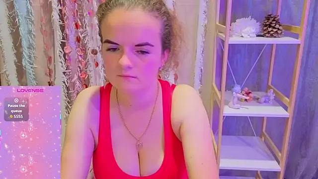 Luisa Rosee online show from 10-14-25, 07:36