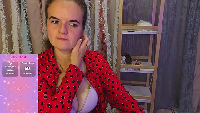 Luisa Rosee online show from 09-15-25, 07:03