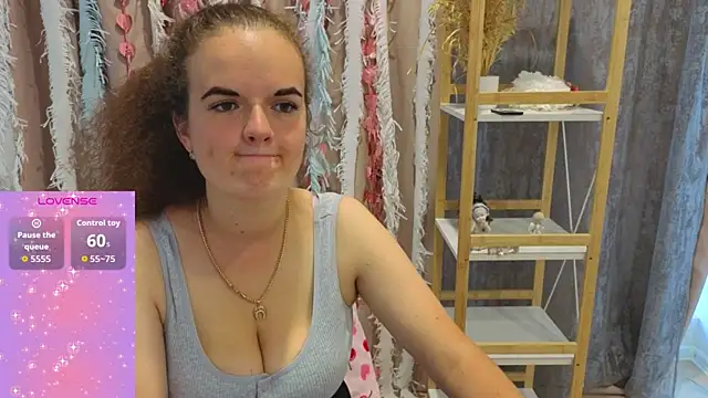 Luisa Rosee online show from 09-11-25, 03:56