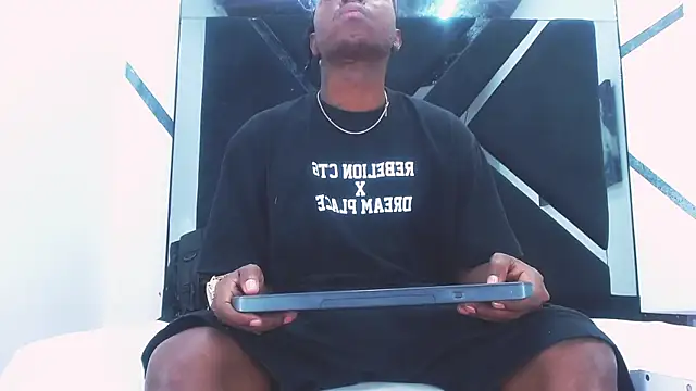 Black Fire10 online show from 09-25-25, 05:08