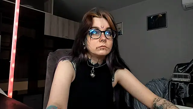 HighelikeGirl online show from 10-12-25, 09:43