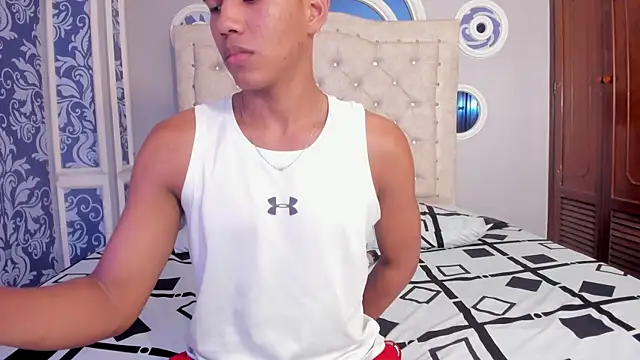 KingStark  online show from 12-14-25, 04:40