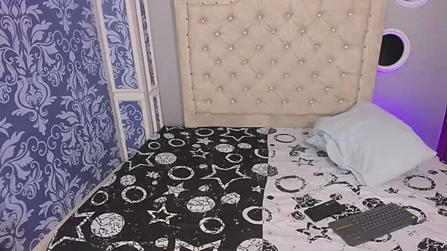 KingStark  online show from 10-05-25, 11:23