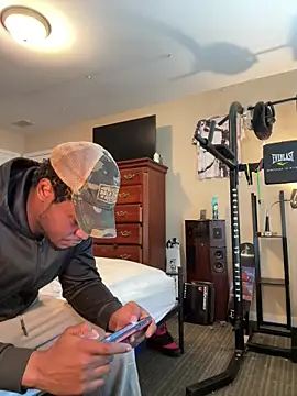 KeYBuMp323 online show from 04-07-26, 03:25