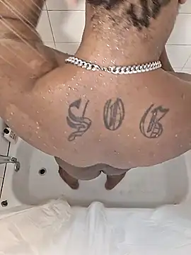 KeYBuMp323 online show from 12-19-25, 02:15