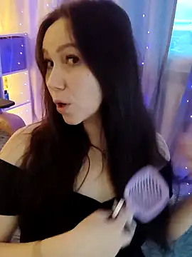  San Sara  online show from 12-17-25, 07:24