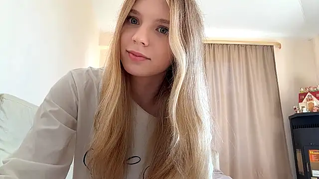 FruityXo online show from 10-06-25, 10:38