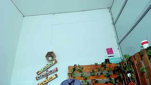 cris dulce online show from 04-16-26, 07:03