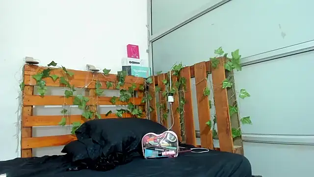 cris dulce online show from 04-10-26, 06:59