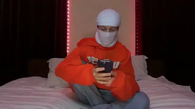 holydirt luxeno1 online show from 09-22-25, 05:30