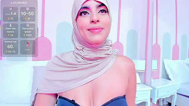 Snapshot of Jasmin_hamdan chatting on 04-20-26, 10:33 Jasmin hamdan online show from 04-20-26, 10:33