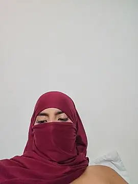Snapshot of Jasmin_hamdan chatting on 07-18-26, 08:39 Jasmin hamdan online show from 07-18-26, 08:39