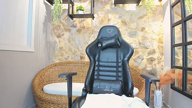 VenusBlazer online show from 10-24-25, 11:31