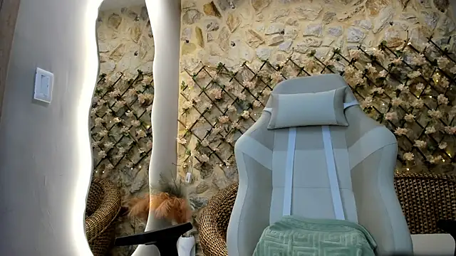 VenusBlazer online show from 12-19-25, 11:23