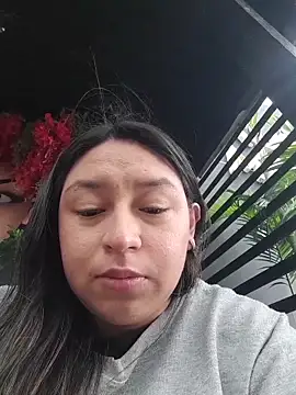 BellaRoux1 online show from 12-22-25, 04:29