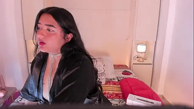 LilyWhitney online show from 10-30-25, 03:49