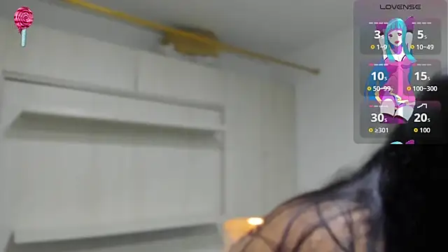 LilyWhitney online show from 05-21-26, 04:10