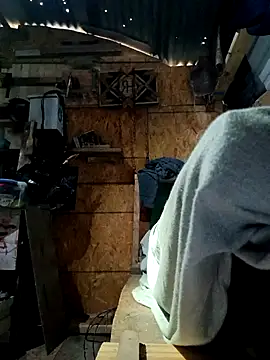 Canuseemeray online show from 12-21-25, 04:41