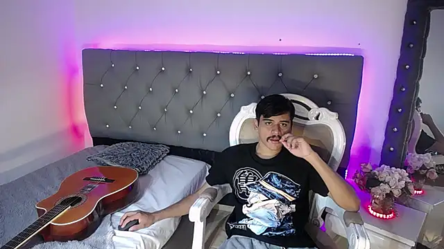 Charlie Cock  online show from 09-16-25, 03:51