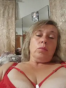 Snapshot of Catherine372311 chatting on 09-23-25, 07:10 Catherine372311 online show from 09-23-25, 07:10