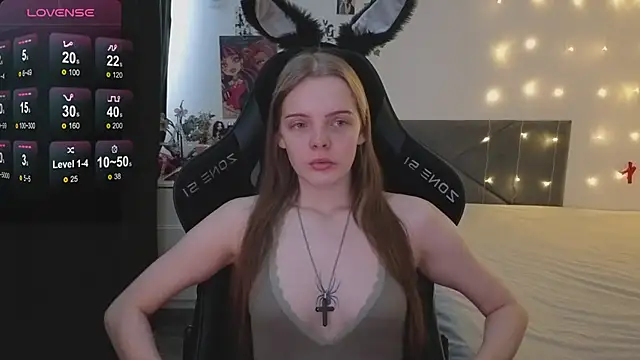 Snapshot of Luna_Navy chatting on 01-17-26, 07:34 Luna Navy online show from 01-17-26, 07:34