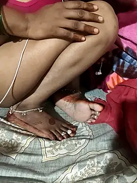 POOJACOUPLE online show from 12-04-25, 08:08