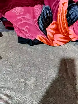 POOJACOUPLE online show from 10-21-25, 08:03