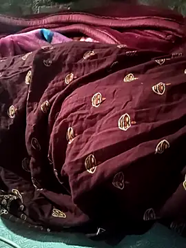 POOJACOUPLE online show from 10-22-25, 08:14