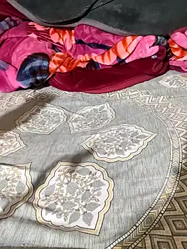 POOJACOUPLE online show from 11-23-25, 07:46