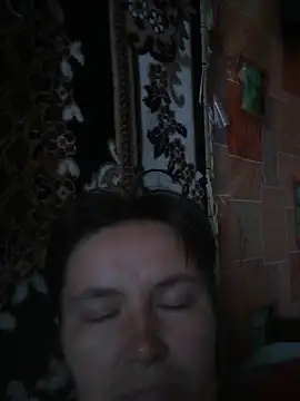 Snapshot of Romashka33011 chatting on 09-19-25, 07:23 Romashka33011 online show from 09-19-25, 07:23
