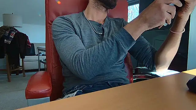 Snapshot of RockSolidStallion69 chatting on 11-16-25, 06:45 RockSolidStallion69 online show from 11-16-25, 06:45