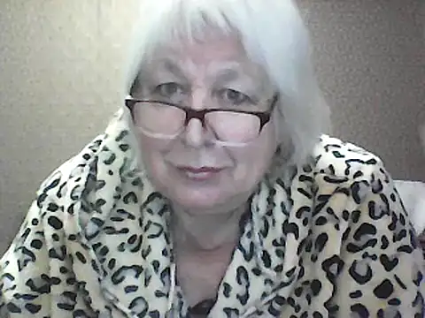 Snapshot of Alexia64231 chatting on 09-12-25, 03:39 Alexia64231 online show from 09-12-25, 03:39