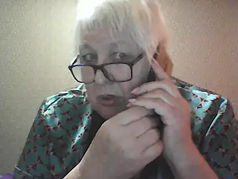 Snapshot of Alexia64231 chatting on 10-09-25, 06:58 Alexia64231 online show from 10-09-25, 06:58