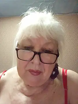 Alexia64231 online show from 06-08-26, 01:22