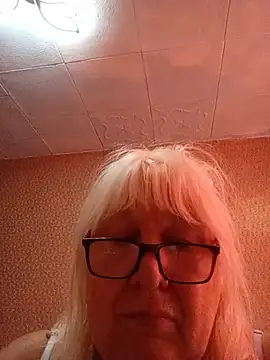 Alexia64231 online show from 07-11-26, 03:18