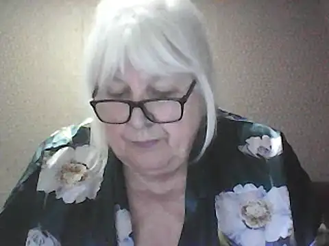 Snapshot of Alexia64231 chatting on 04-22-26, 03:08 Alexia64231 online show from 04-22-26, 03:08