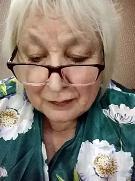 Alexia64231 online show from 11-25-25, 05:02