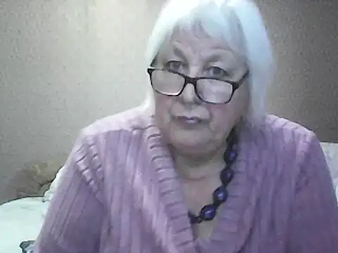 Snapshot of Alexia64231 chatting on 09-18-25, 09:12 Alexia64231 online show from 09-18-25, 09:12